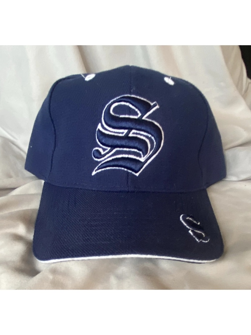 Men’s Navy Baseball Cap with White 'S' Embroidery